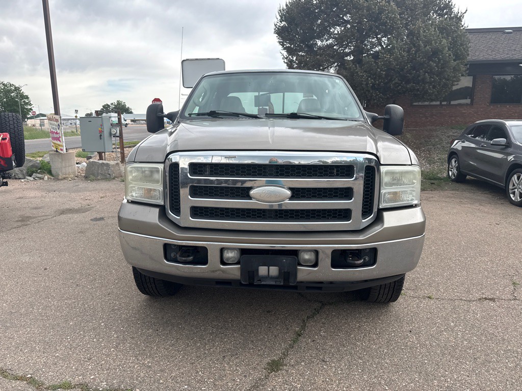 2005 Ford F-250 Image 2