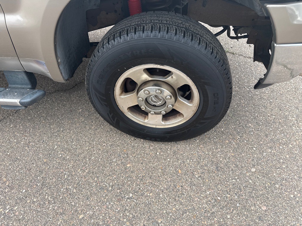 2005 Ford F-250 Image 4