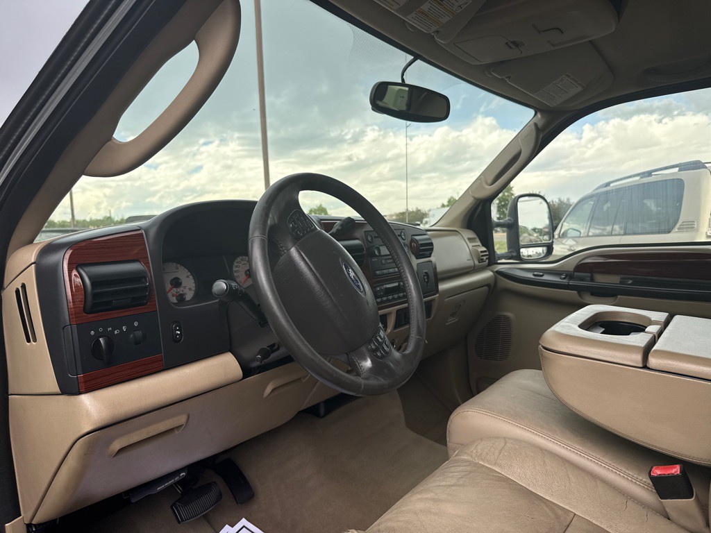 2005 Ford F-250 Image 10