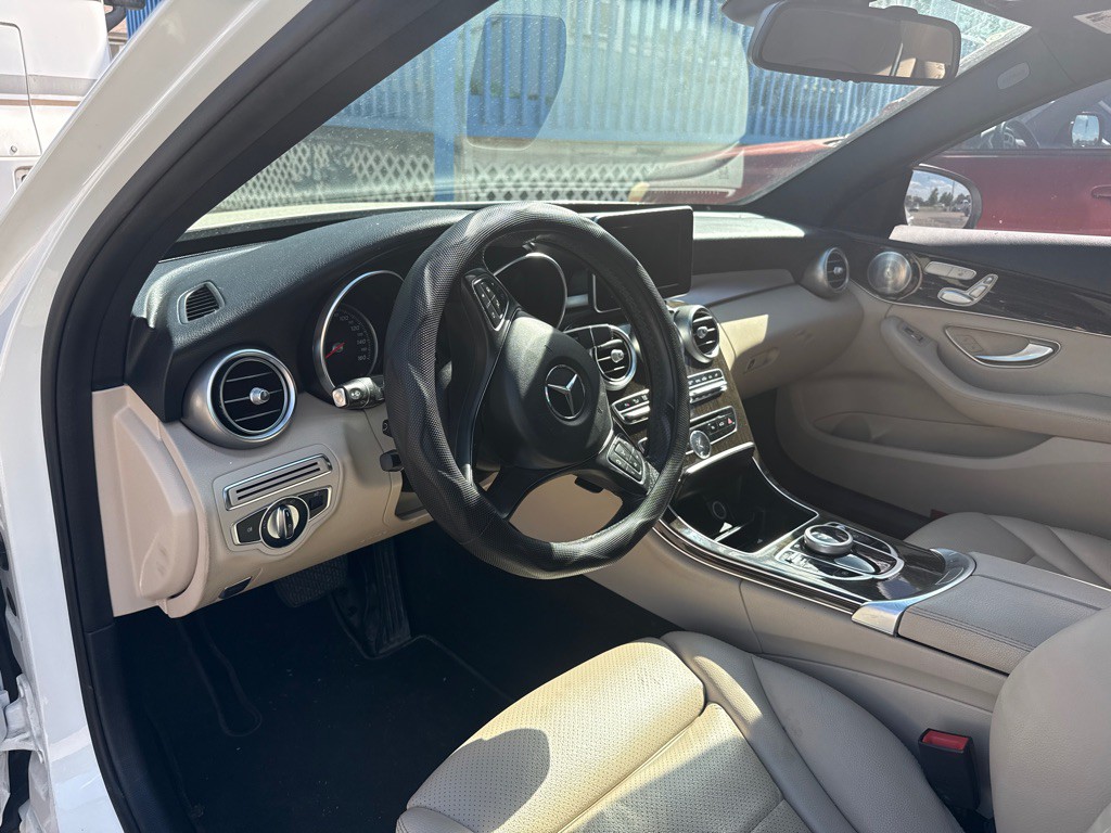2018 Mercedes-Benz C-Class Image 11