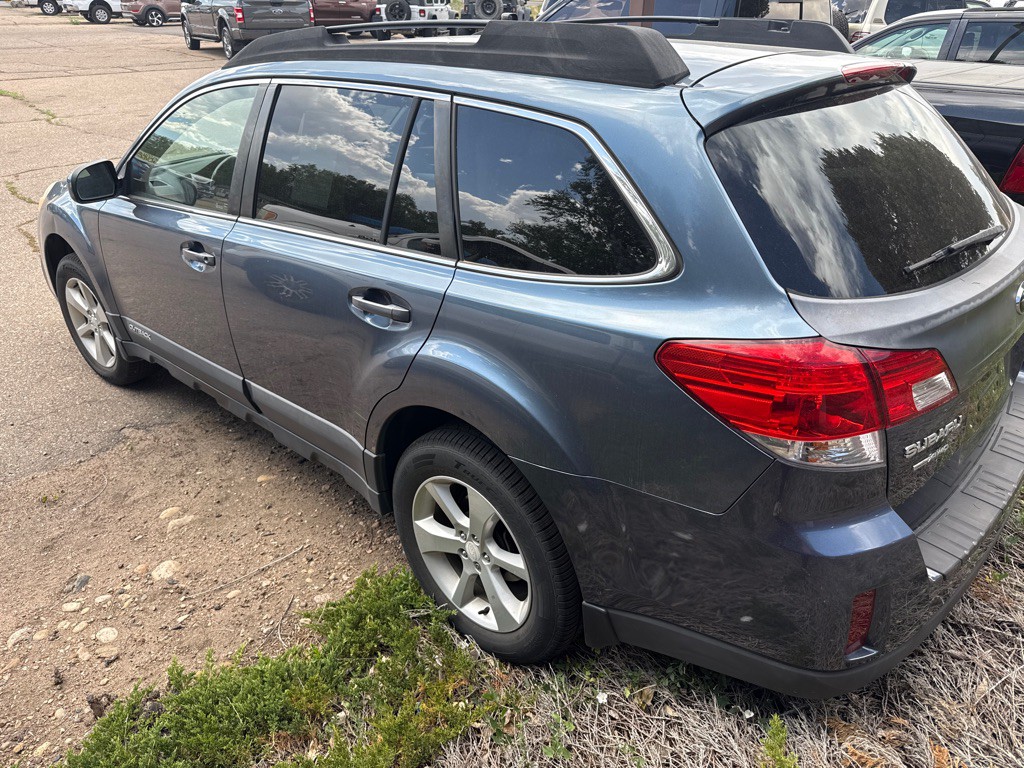 2013 Subaru Outback Image 5