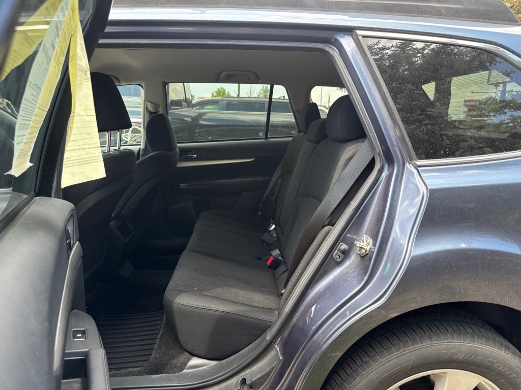 2013 Subaru Outback Image 8