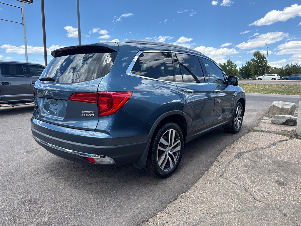 2017 Honda Pilot Image 6