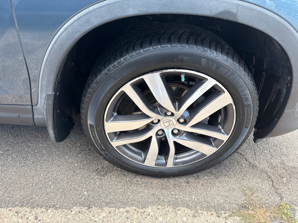 2017 Honda Pilot Image 12