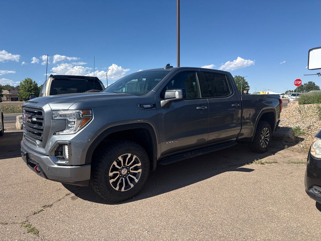 2022 GMC Sierra Image 1