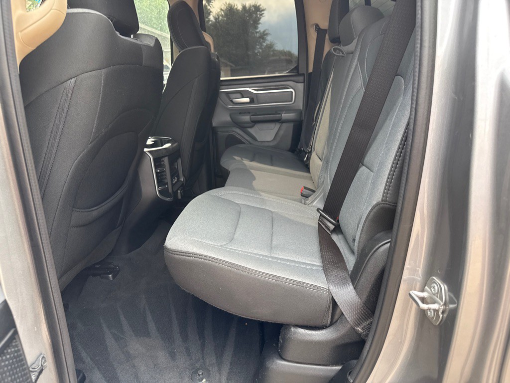 2020 RAM 1500 Image 9