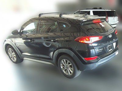2017 Hyundai Tucson Image 2