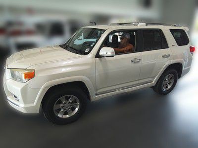 2010 Toyota 4Runner Image 2