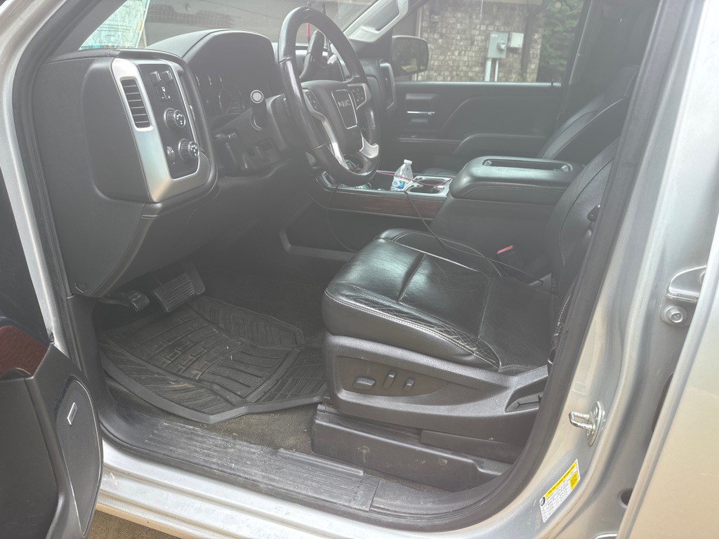 2017 GMC Sierra Image 4