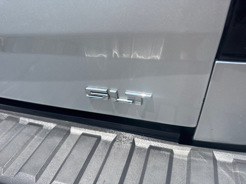 2017 GMC Sierra Image 18