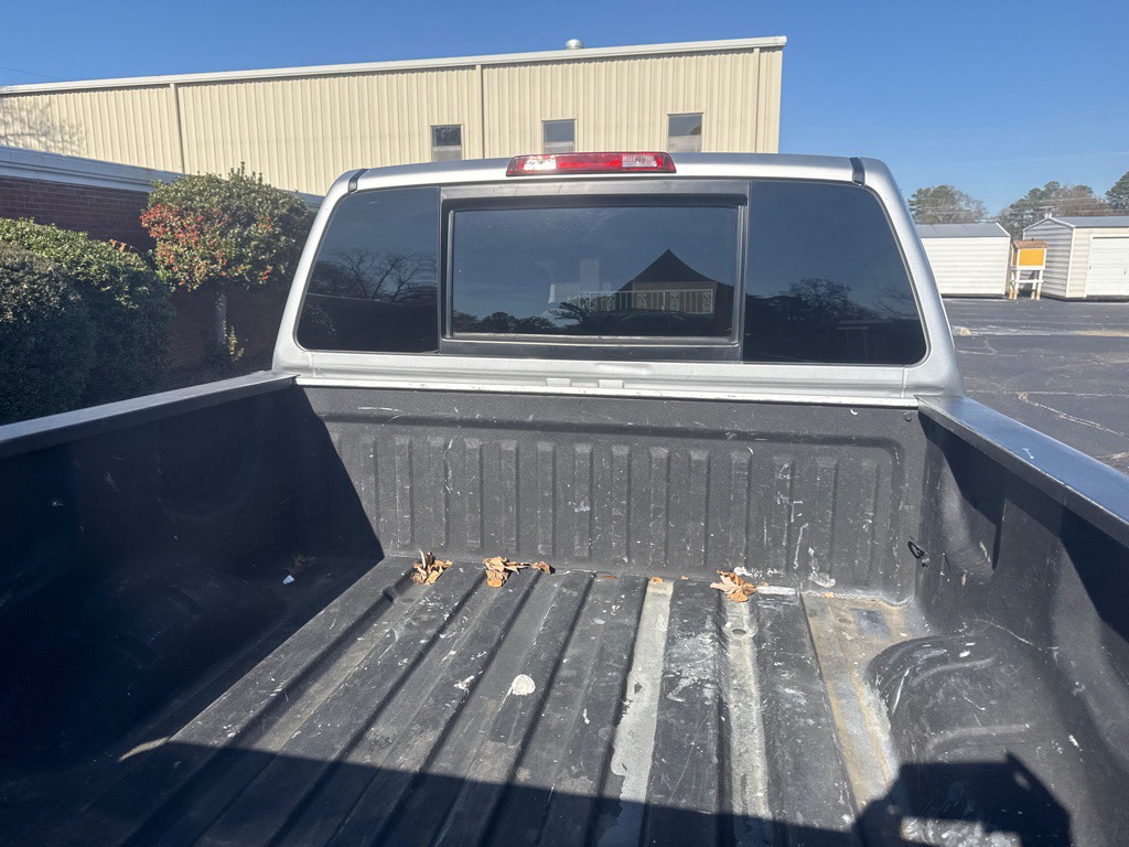 2014 Nissan Titan Image 5