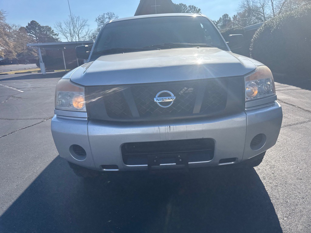 2014 Nissan Titan Image 10