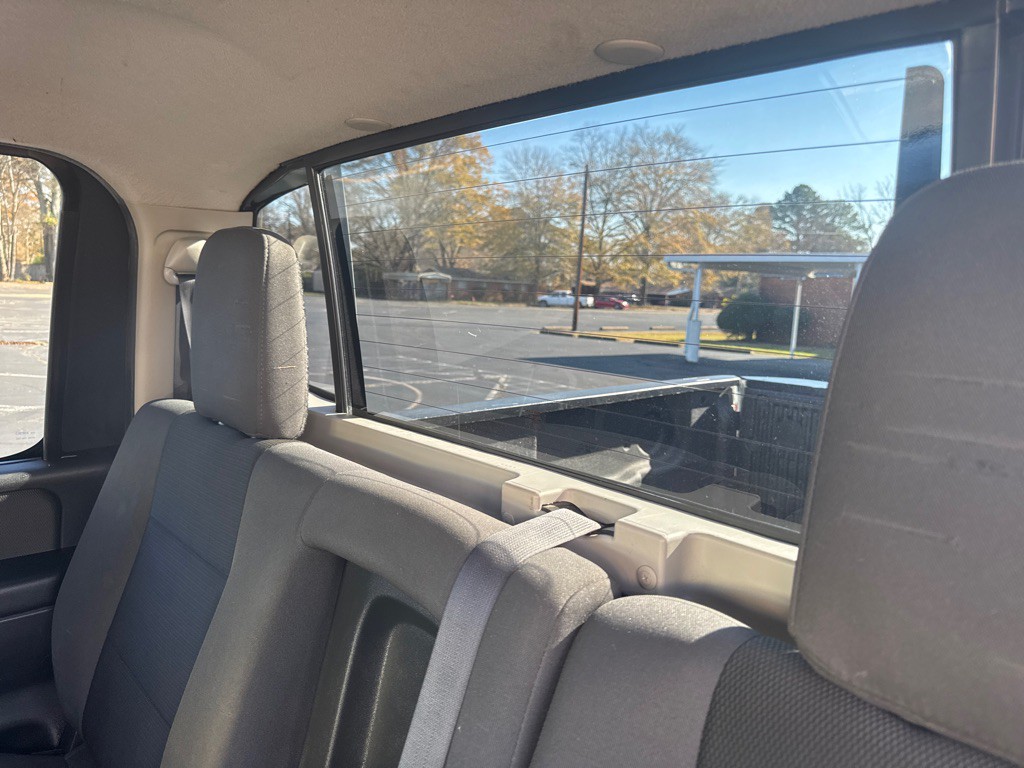 2014 Nissan Titan Image 14