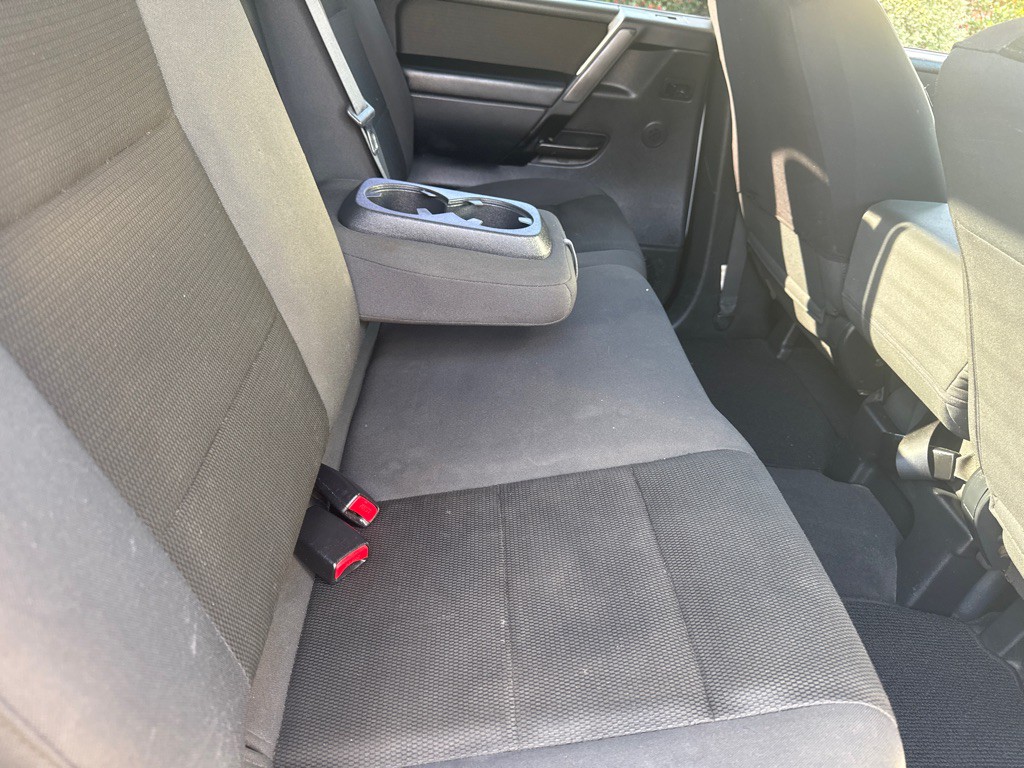 2014 Nissan Titan Image 20
