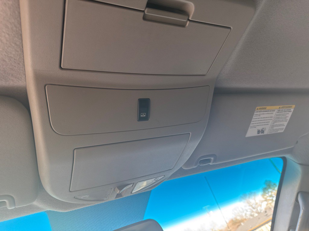 2014 Nissan Titan Image 34