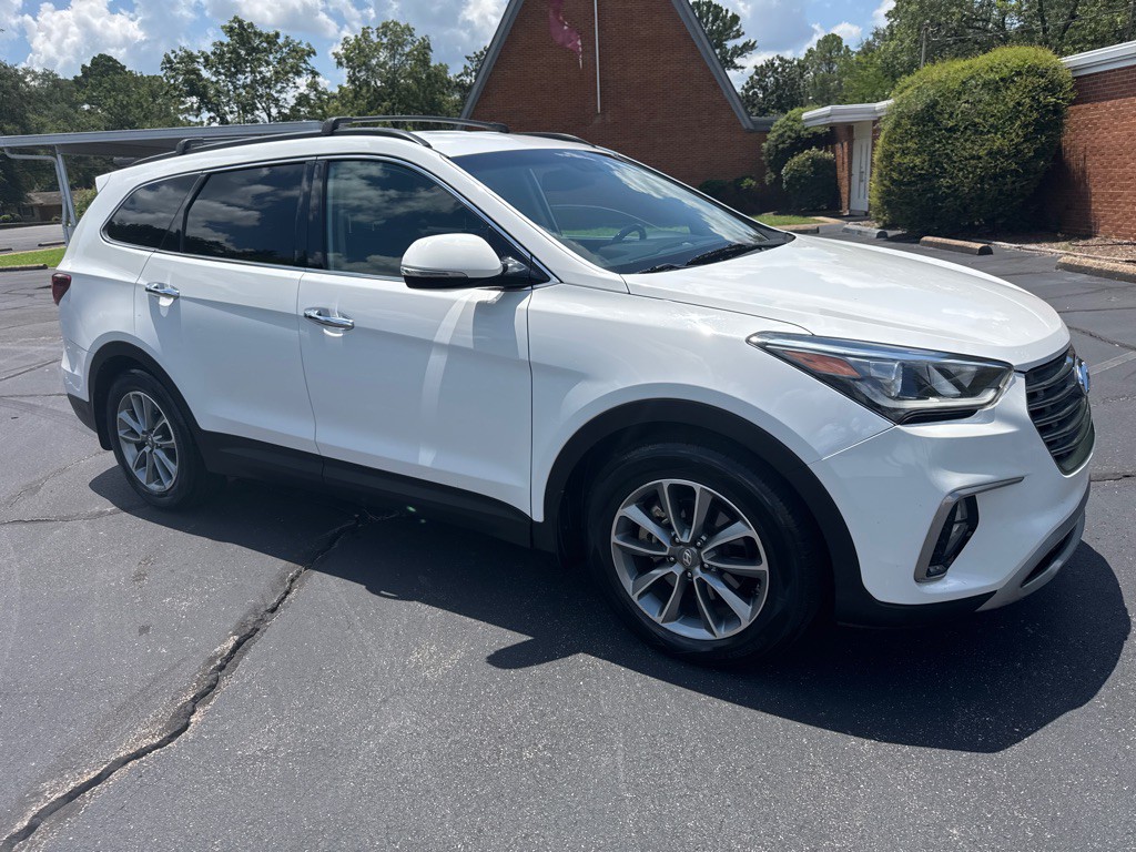 2017 Hyundai Santa Fe Image 5