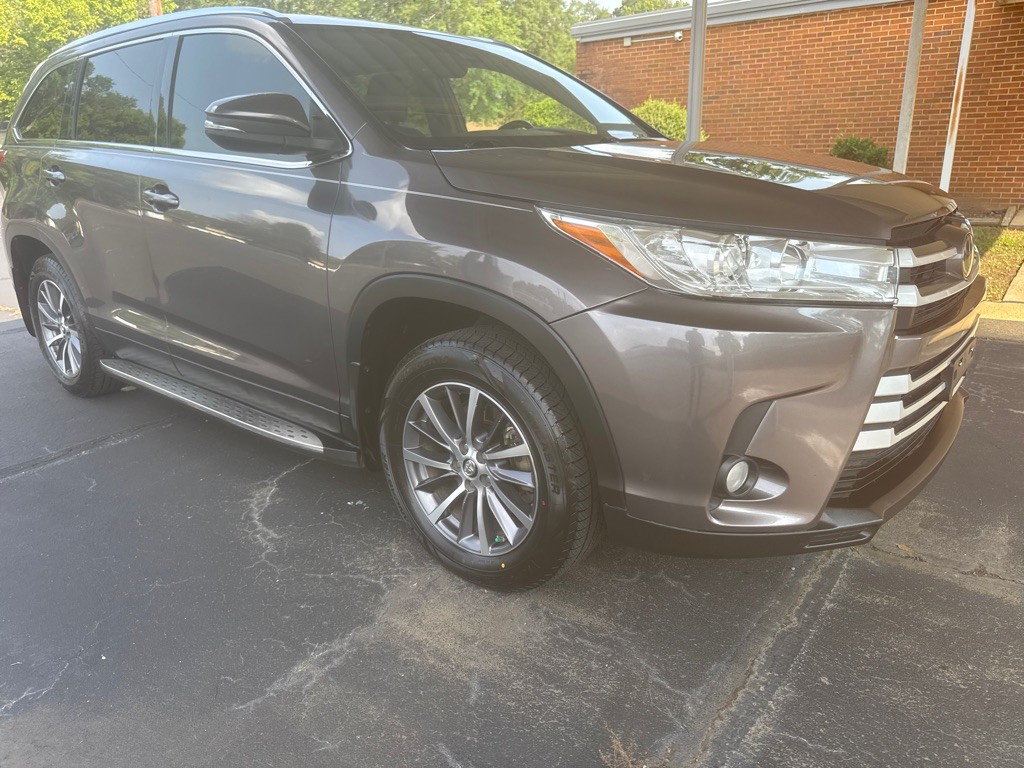 2019 Toyota Highlander Image 8
