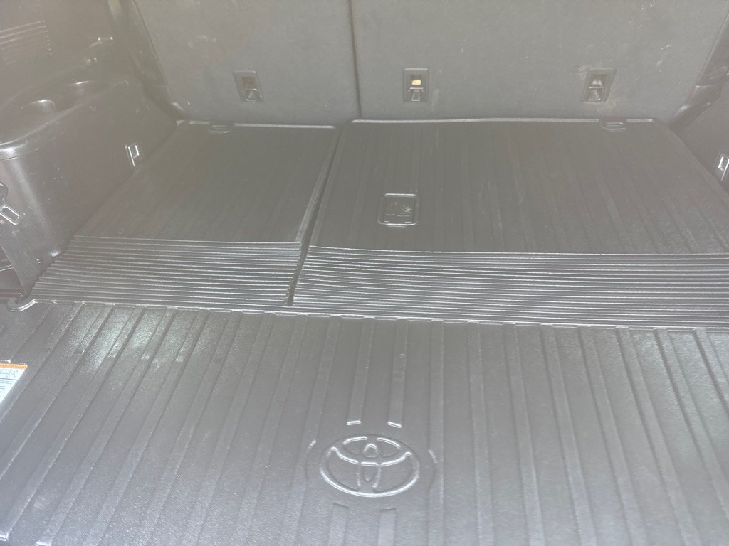 2019 Toyota Highlander Image 21