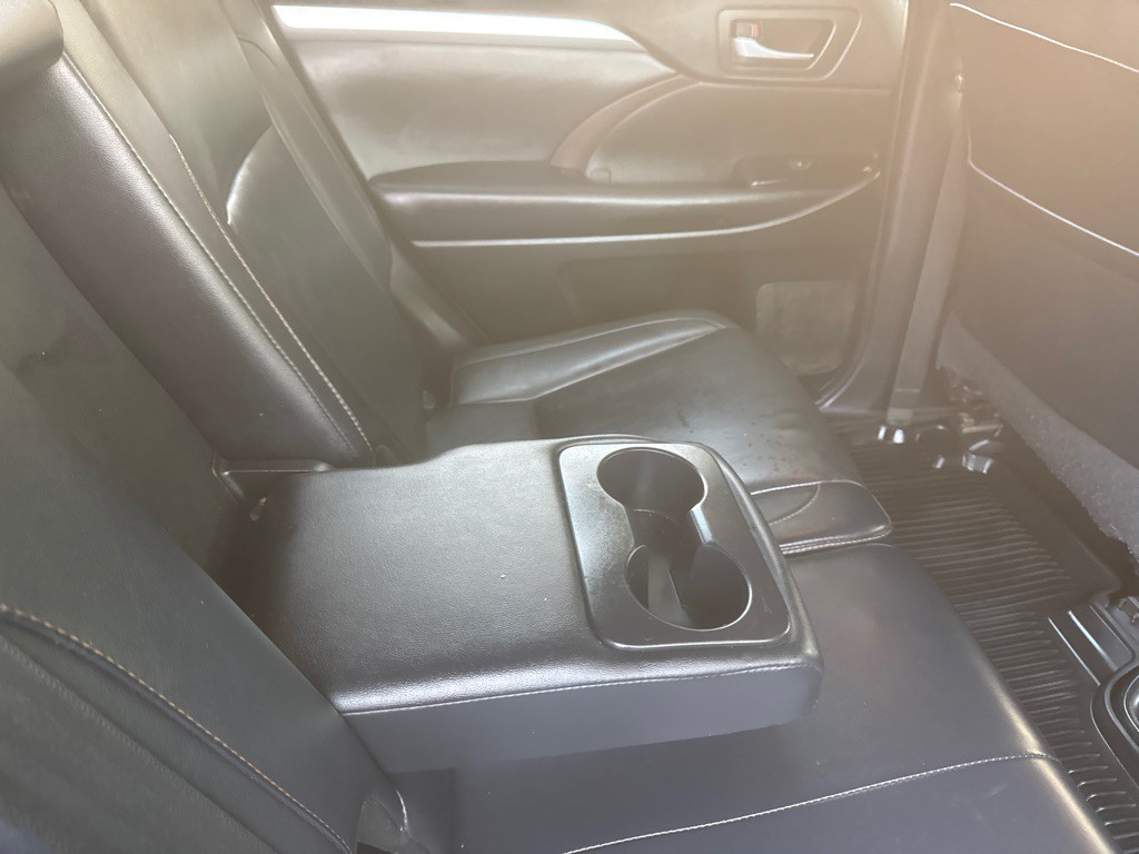 2019 Toyota Highlander Image 26