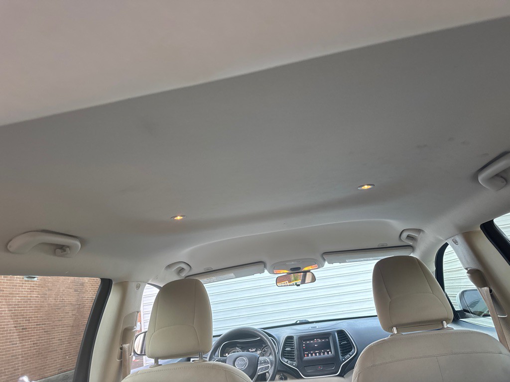 2019 Jeep Cherokee Image 18