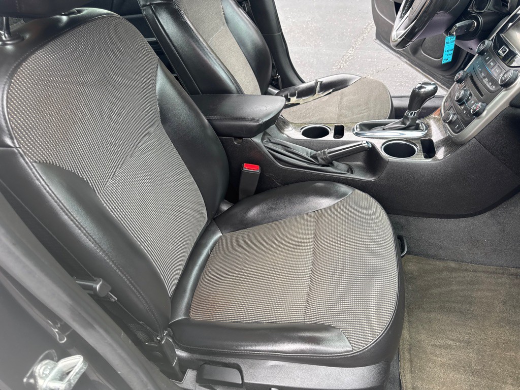 2015 Chevrolet Malibu Image 20