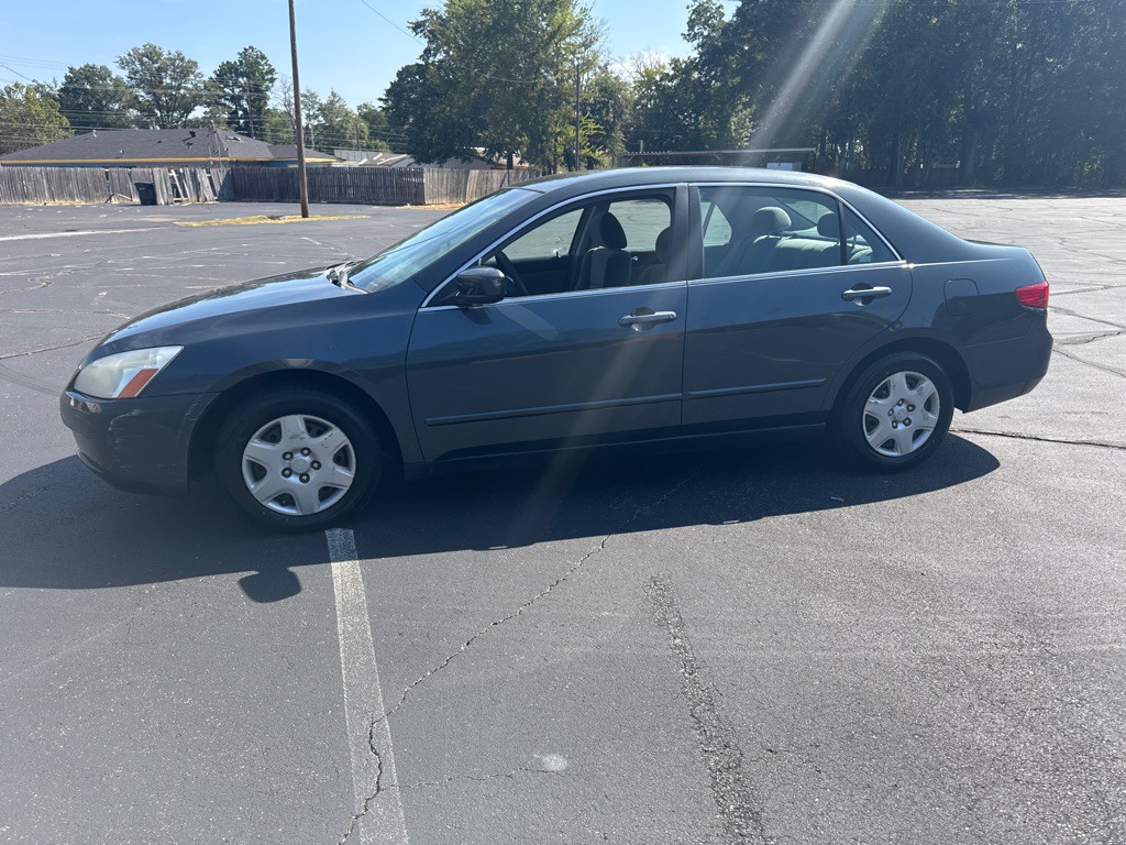 2005 Honda Accord Image 1