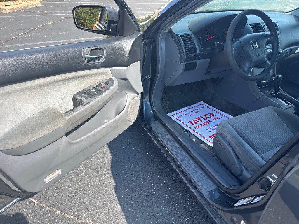 2005 Honda Accord Image 22