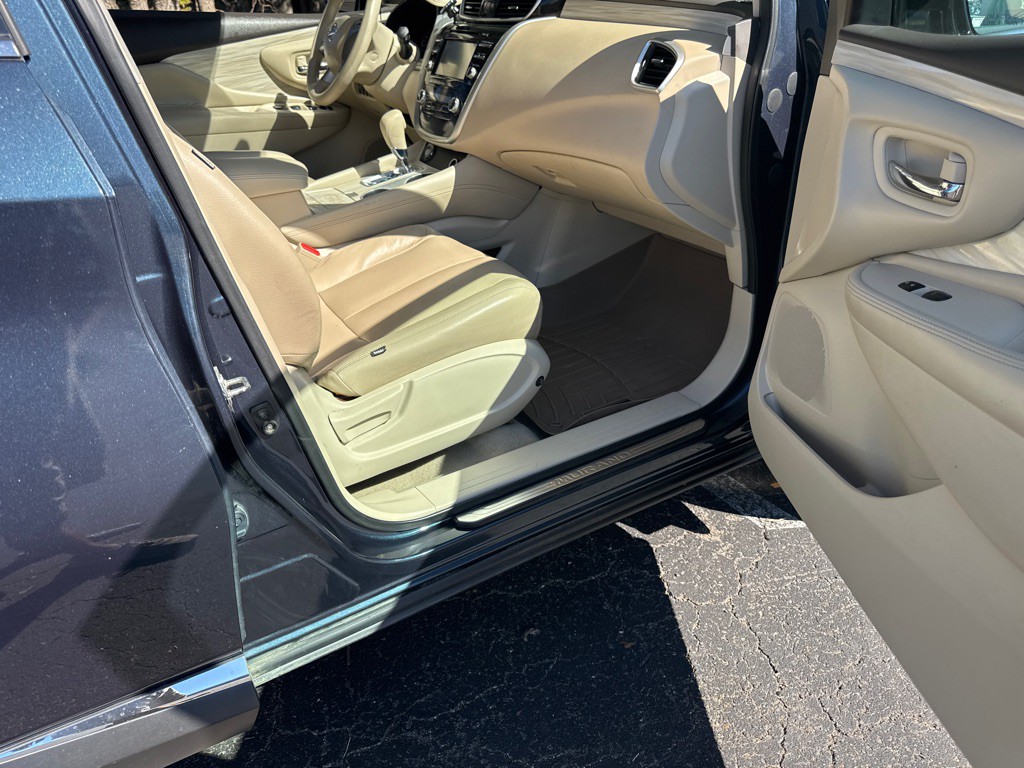 2015 Nissan Murano Image 23