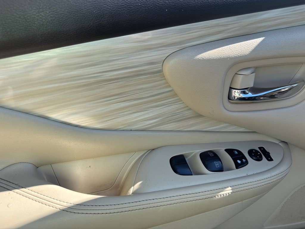 2015 Nissan Murano Image 30