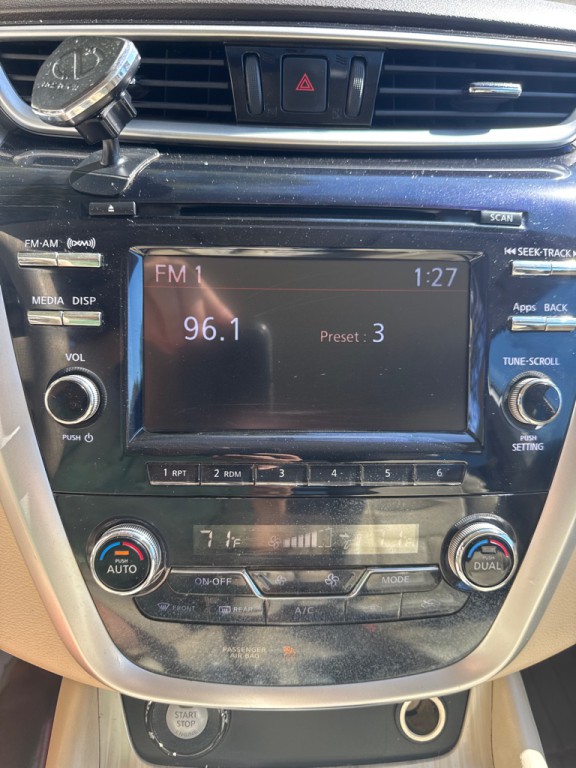 2015 Nissan Murano Image 38