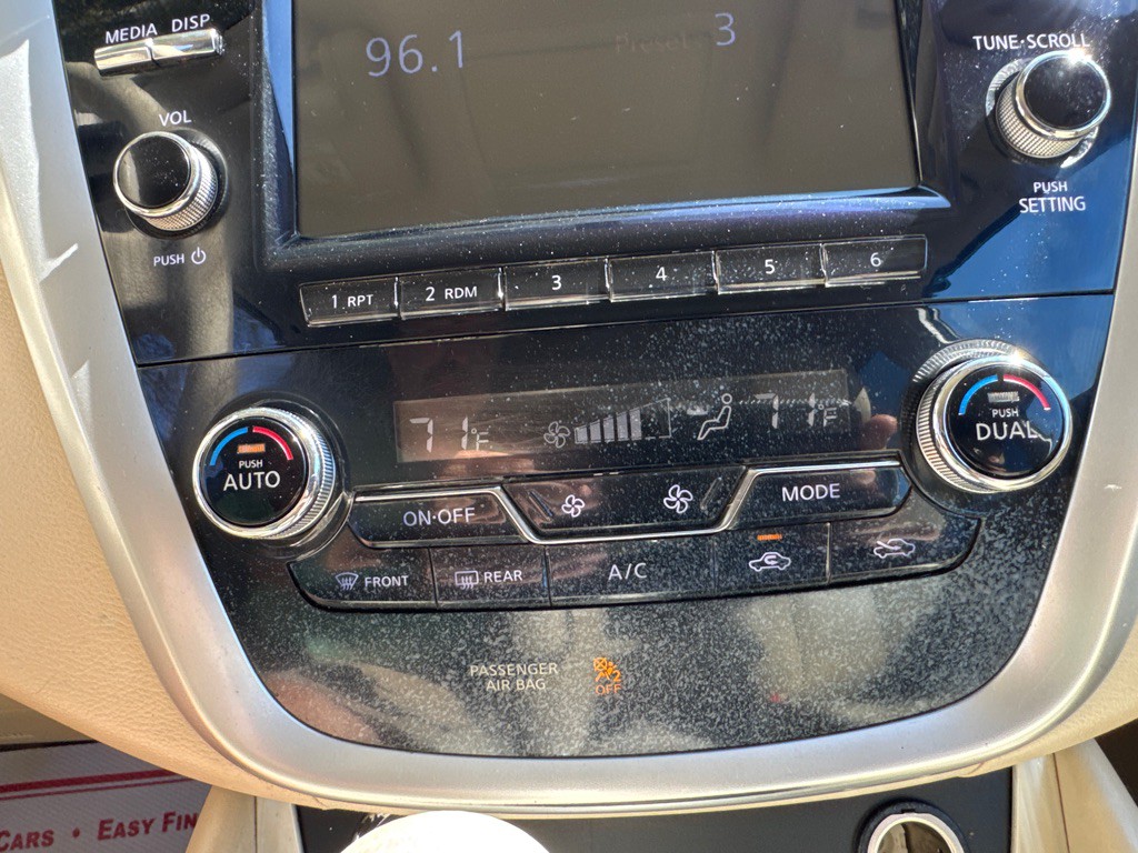 2015 Nissan Murano Image 39