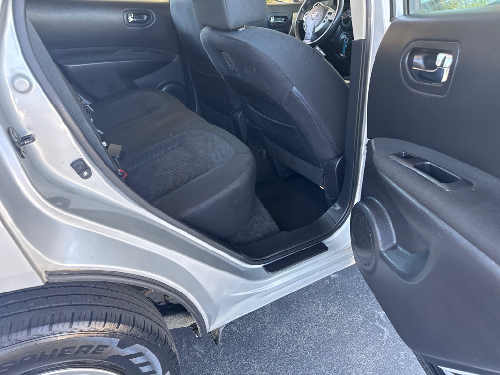 2014 Nissan Rogue Image 19