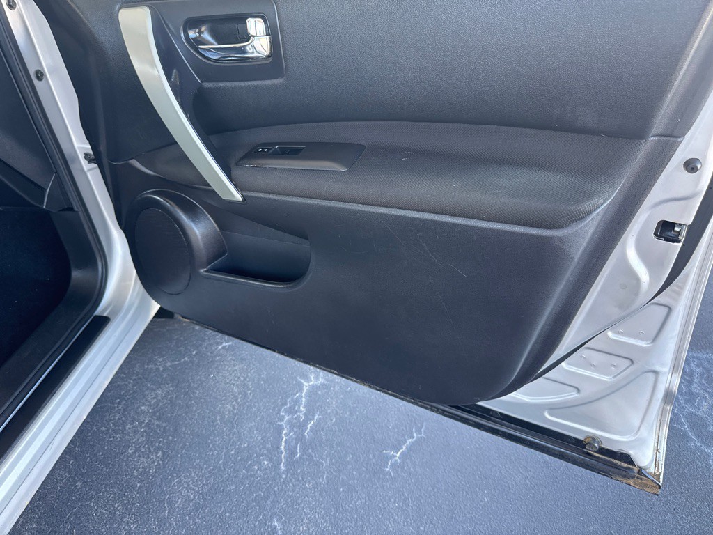 2014 Nissan Rogue Image 27