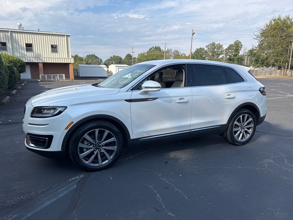 2019 Lincoln Nautilus Image 1