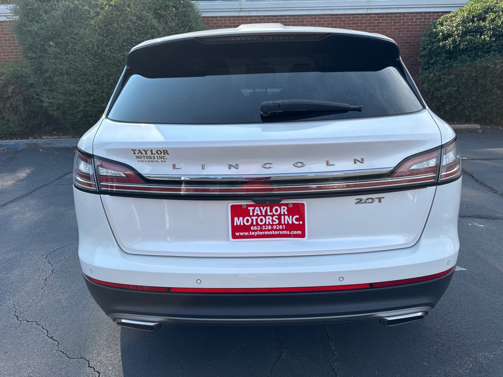 2019 Lincoln Nautilus Image 3