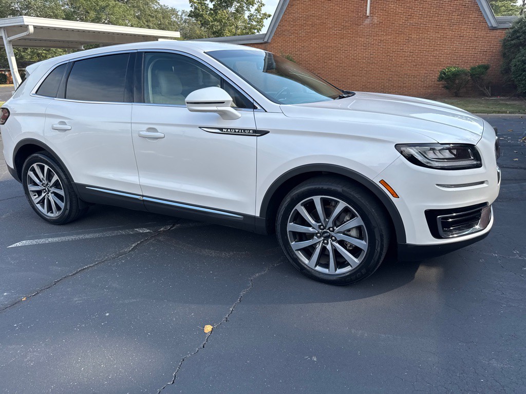 2019 Lincoln Nautilus Image 6