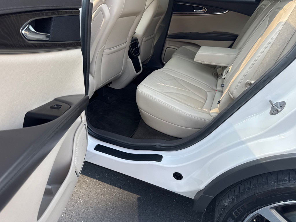 2019 Lincoln Nautilus Image 12