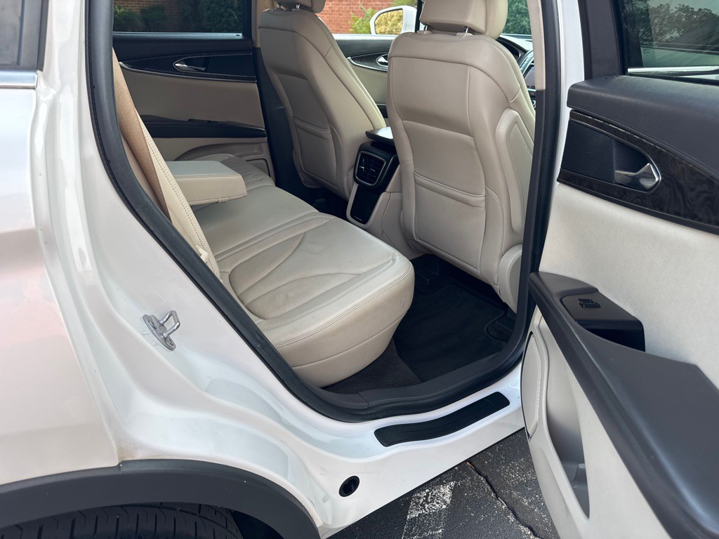 2019 Lincoln Nautilus Image 22
