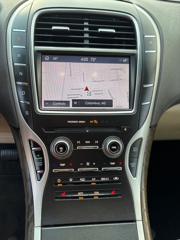 2019 Lincoln Nautilus Image 38