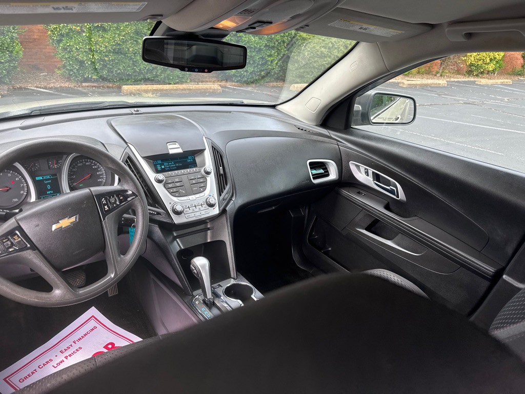 2015 Chevrolet Equinox Image 12