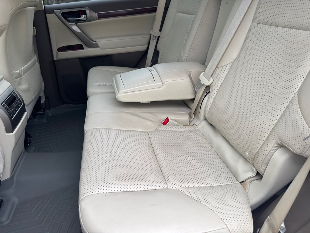 2012 Lexus GX Image 14