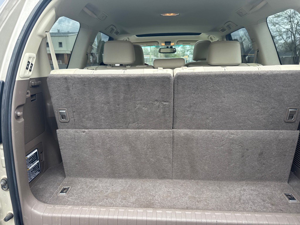 2012 Lexus GX Image 20