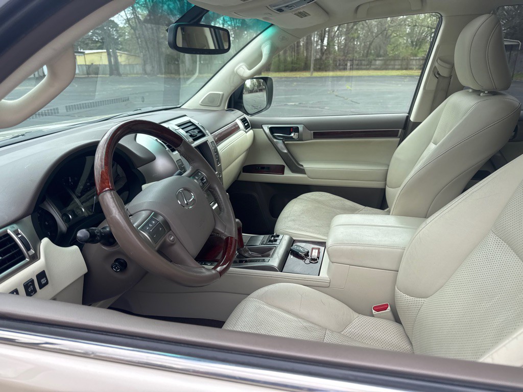 2012 Lexus GX Image 37