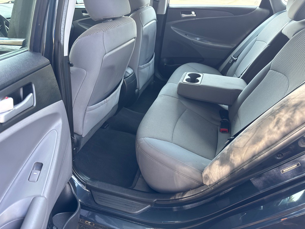 2012 Hyundai Sonata Image 10