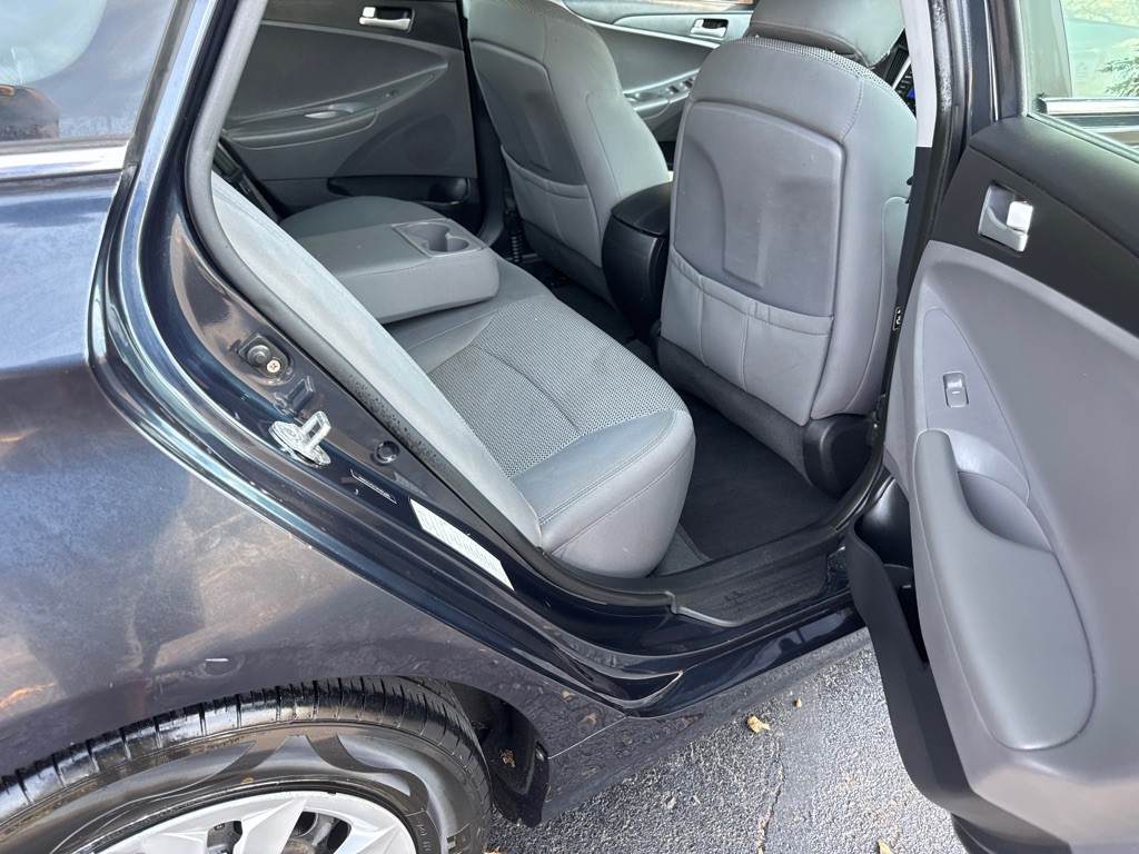 2012 Hyundai Sonata Image 15