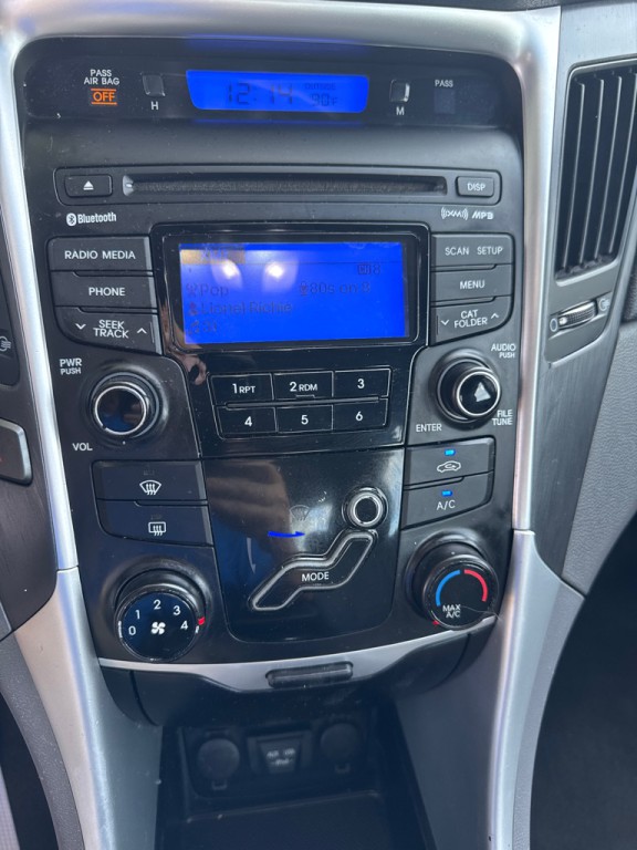 2012 Hyundai Sonata Image 30