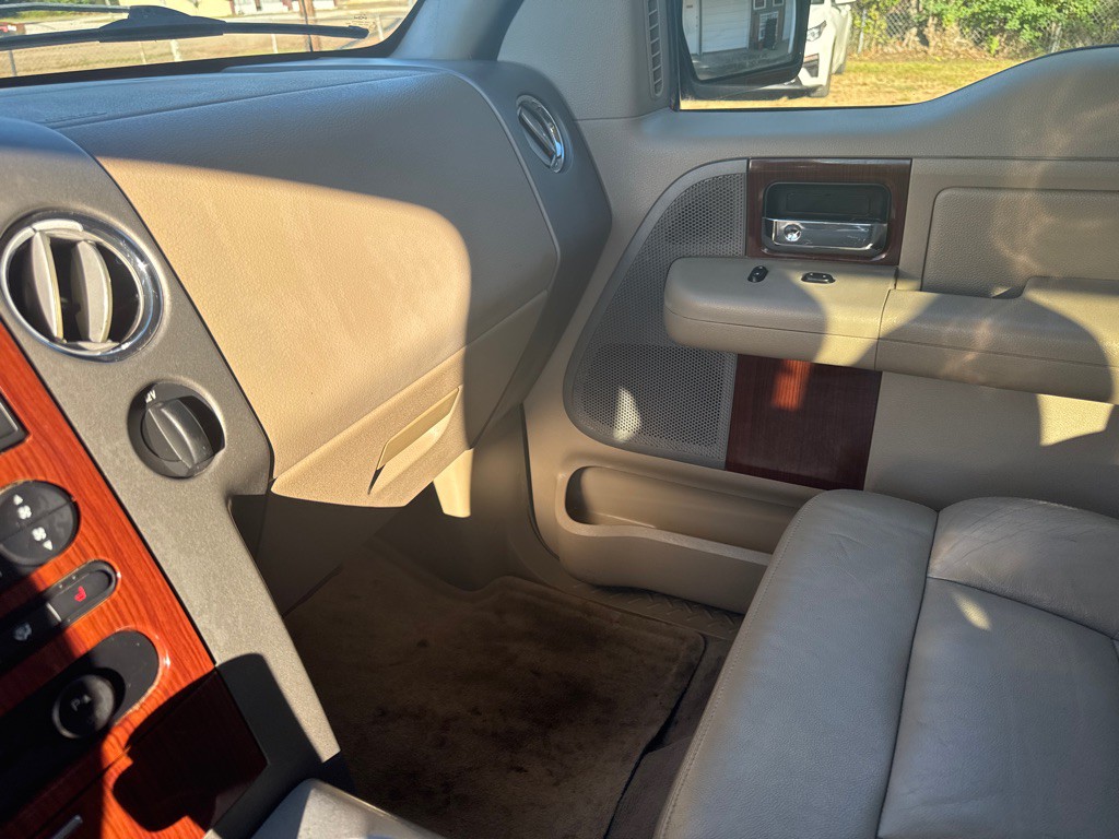 2007 Ford F-150 Image 31