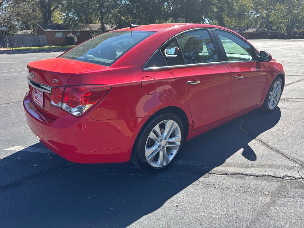 2014 Chevrolet Cruze Image 4