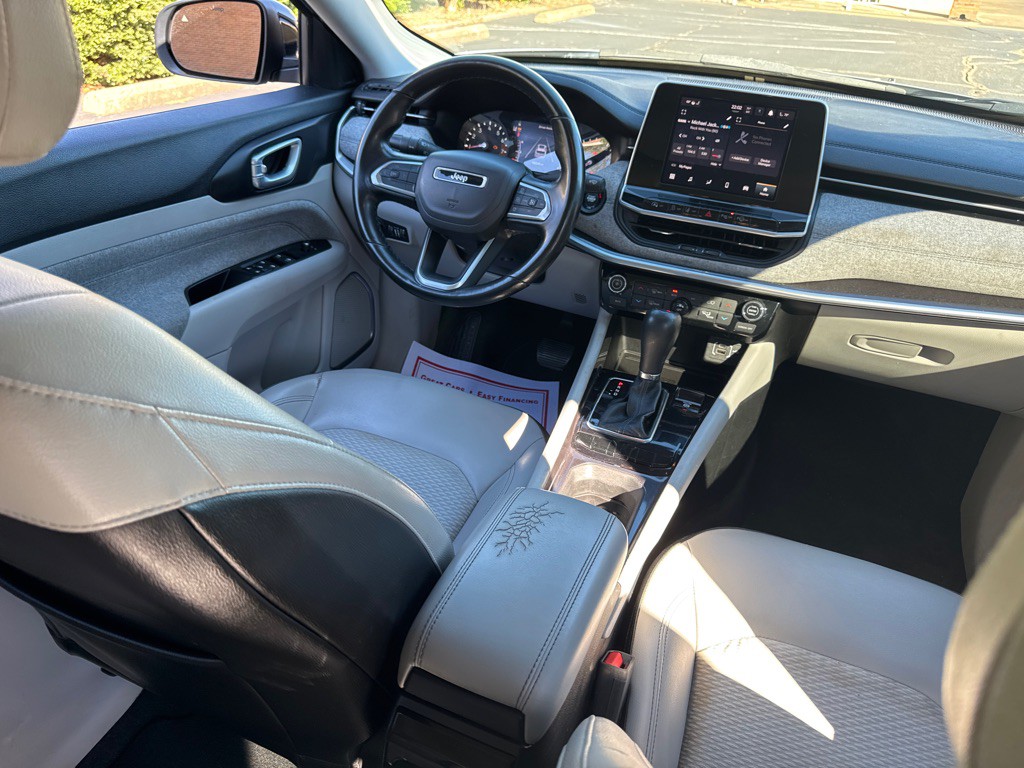 2022 Jeep Compass Image 20
