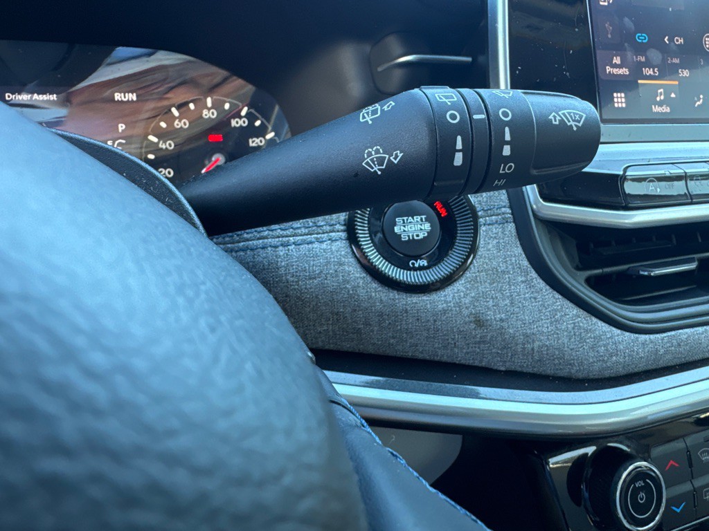 2022 Jeep Compass Image 40